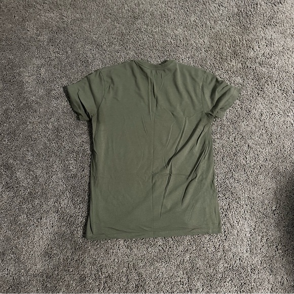 🔥FLASH SALE🔥 True Classic Tee - Picture 2 of 3